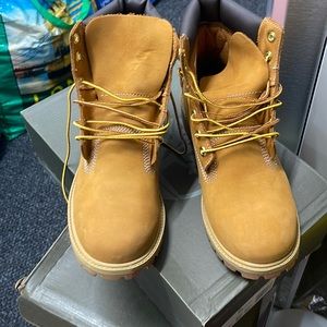 Kids timberland